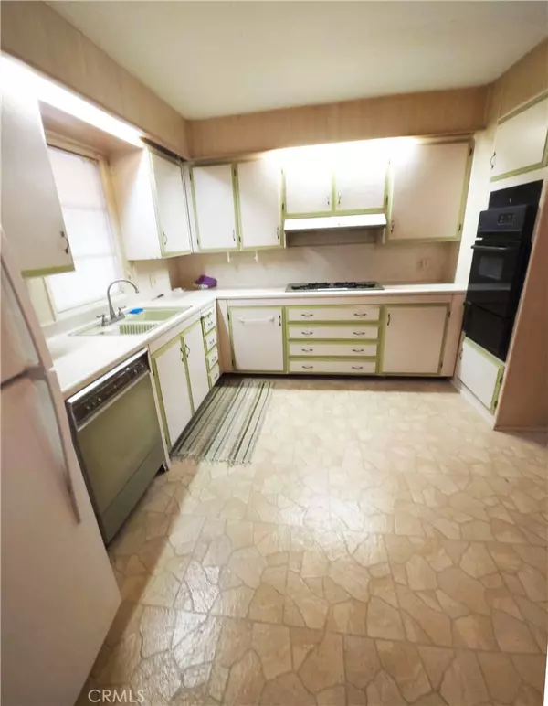 Azusa, CA 91702,840 E Foothill BLVD #147