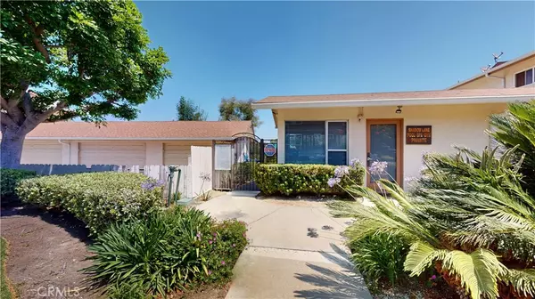 1354 Shadow LN #201, Fullerton, CA 92831