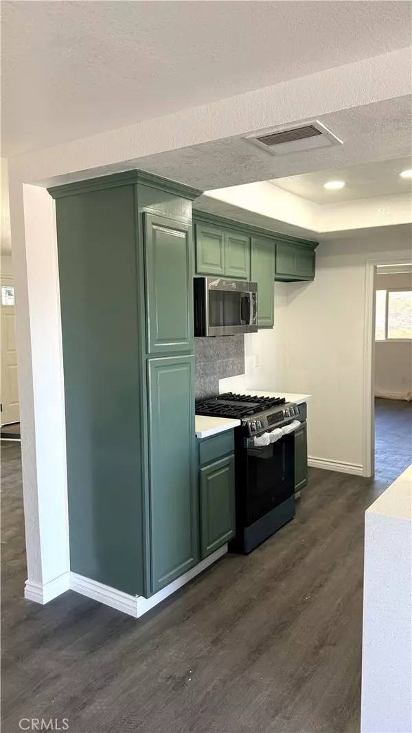 Perris, CA 92570,21145 21145 Kimes