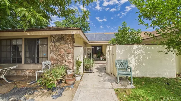 Rialto, CA 92376,358 E Walnut