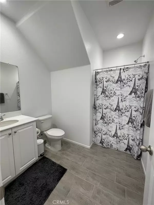 Victorville, CA 92392,11832 Olivine RD
