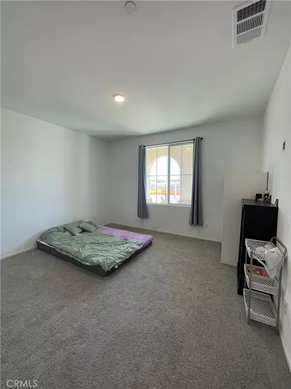 Victorville, CA 92392,11832 Olivine RD