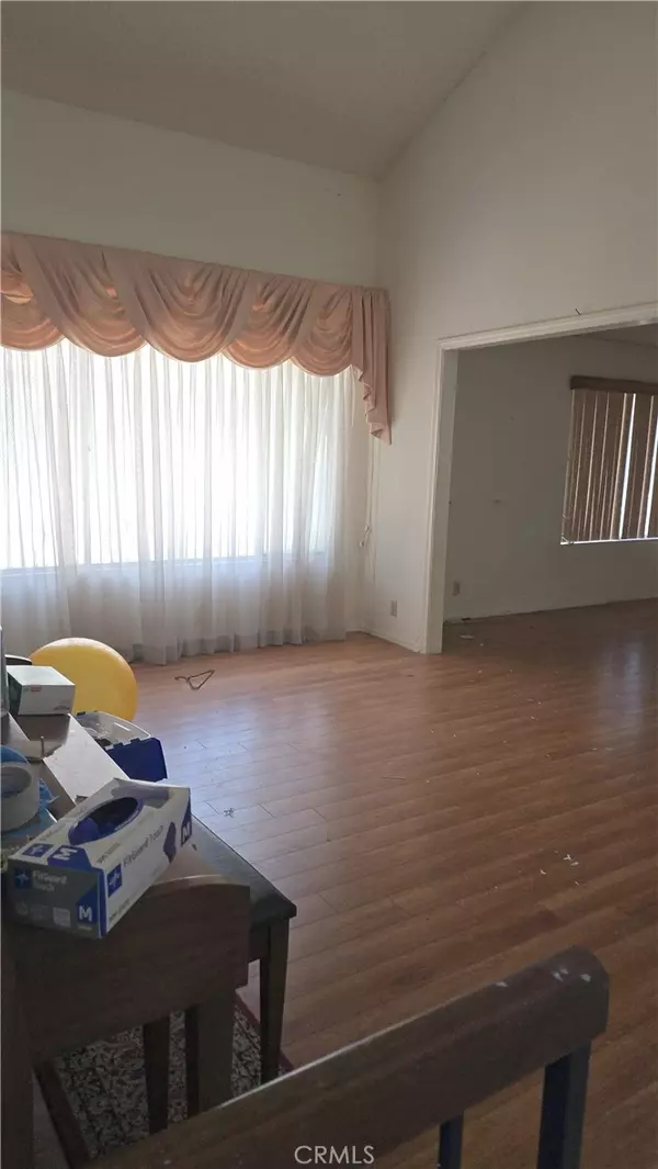 Walnut, CA 91789,1551 Walnut Leaf