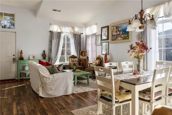 Adelanto, CA 92301,10254 Kemper