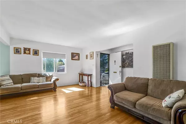 Altadena, CA 91001,749 W Sacramento