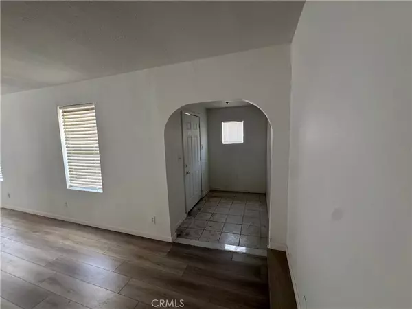Hinkley, CA 92347,42750 Orchid