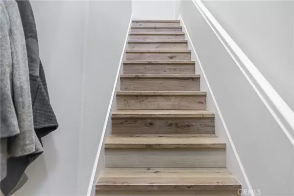 Fontana, CA 92336,5604 Altamura WAY #11