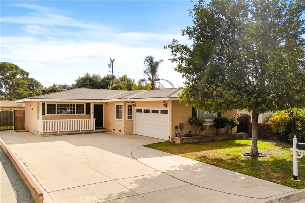 Glendora, CA 91741,754 W Dalton
