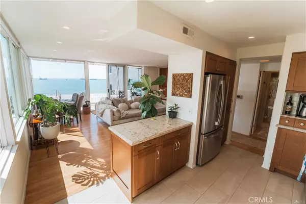 16 36th #F, Long Beach, CA 90803