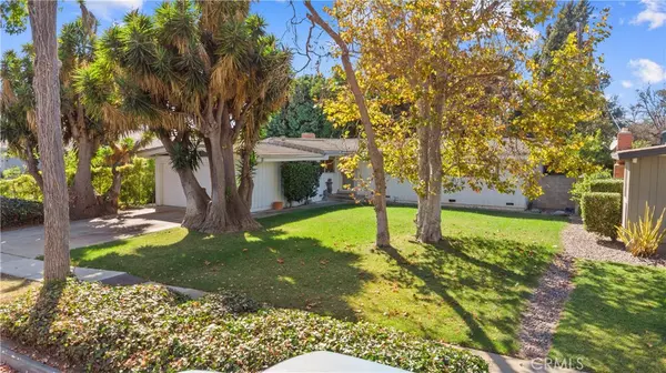 Santa Ana, CA 92706,2432 Larchmont AVE