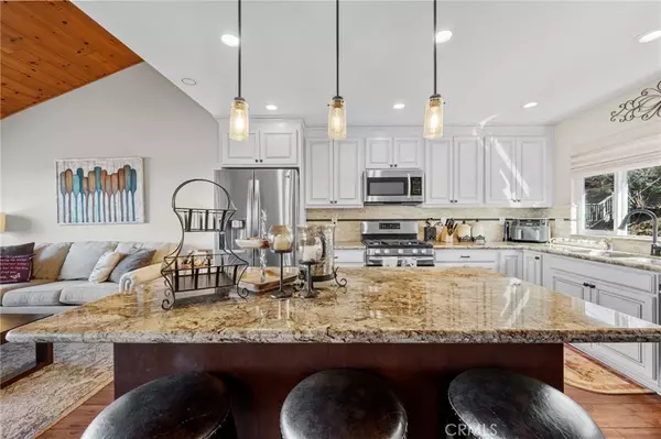 1430 Sequoia, Lake Arrowhead, CA 92352