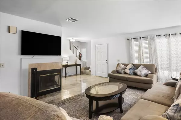 Chino Hills, CA 91709,2432 MOON DUST DR UNIT B #B