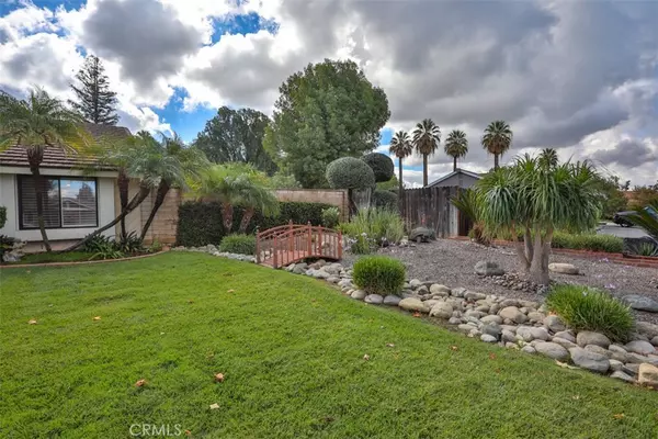 Redlands, CA 92374,1556 Gary