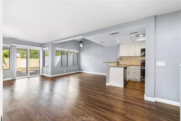 Riverside, CA 92503,3514 Myers #10