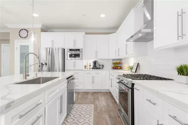 Rancho Cucamonga, CA 91739,7331 Shelby PL #U16