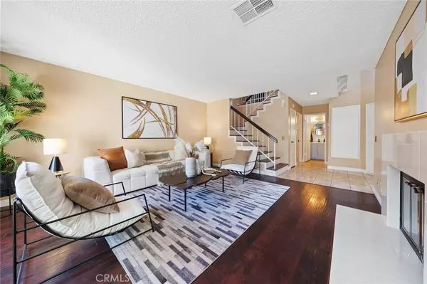 Diamond Bar, CA 91765,2221 Dublin LN #2