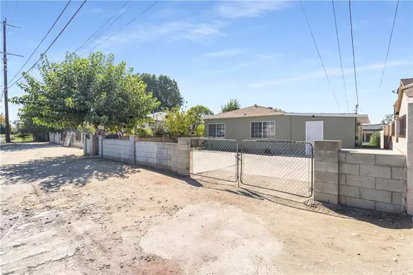 Pacoima, CA 91331,10321 Laurel Canyon BLVD