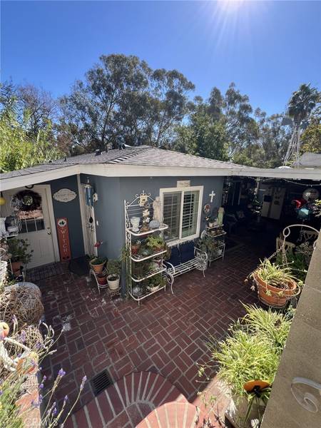 2334 Highbury, Los Angeles, CA 90032