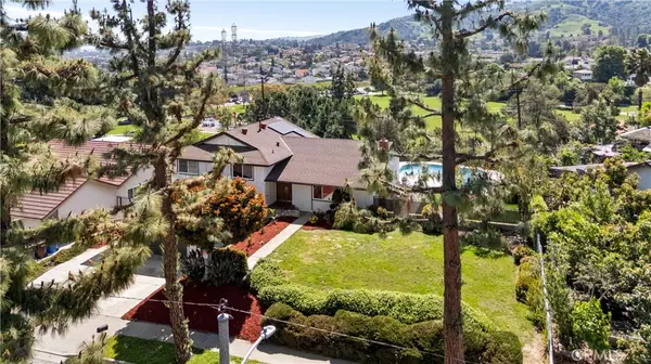 Hacienda Heights, CA 91745,2082 Salto DR
