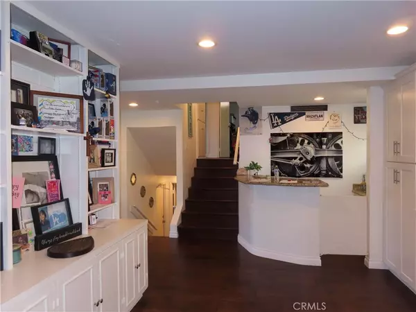 Covina, CA 91724,1571 E Palm