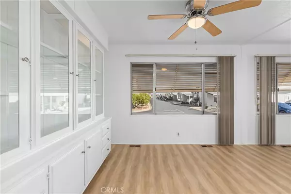 Upland, CA 91786,1400 W 13th st # 127