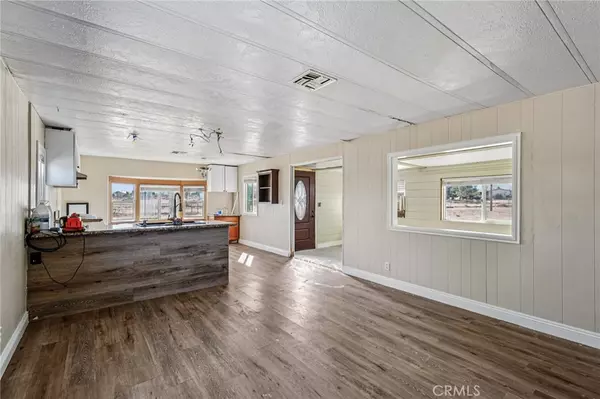 Phelan, CA 92371,10444 Mono RD