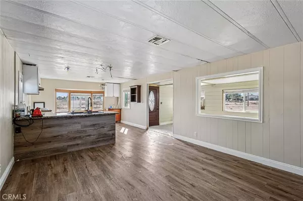 Phelan, CA 92371,10444 Mono RD