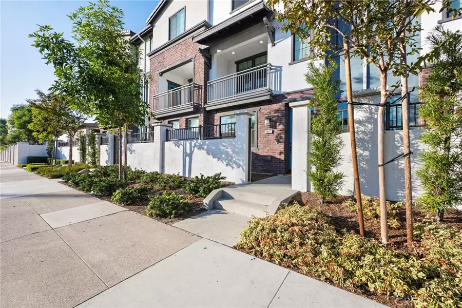 8887 Orangethorpe, Buena Park, CA 90621