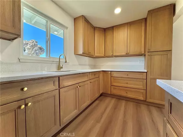 Rialto, CA 92376,1005 N Alice AVE