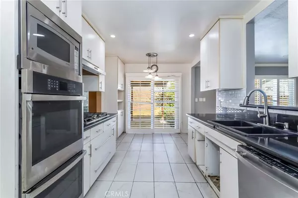 Sylmar, CA 91342,11235 Sunburst ST