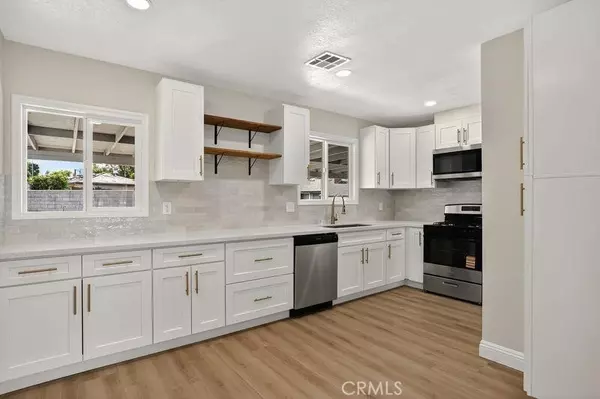 Grand Terrace, CA 92313,22643 Minona