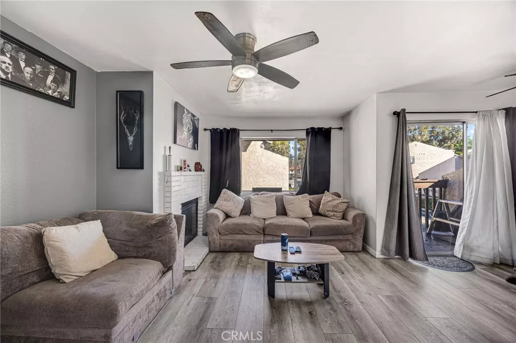 Colton, CA 92324,1251 S Meadow #116