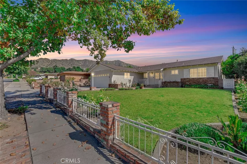 Azusa, CA 91702,1168 N Soldano DR