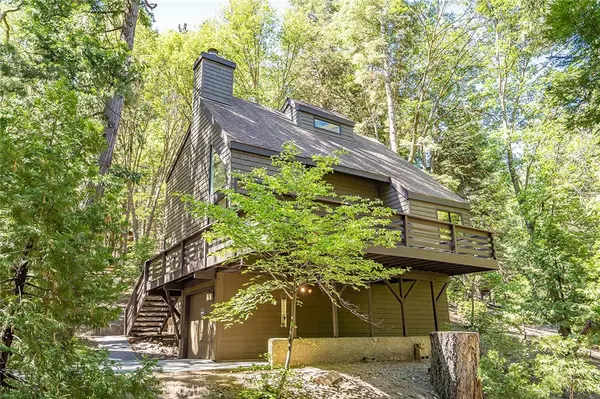 Lake Arrowhead, CA 92352,612 Karenken Pines