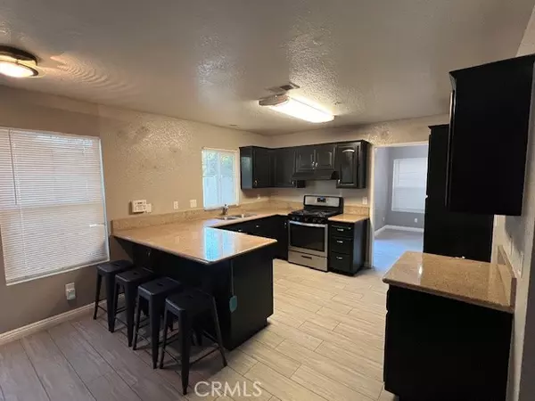 Fontana, CA 92337,16444 Windcrest Dr.