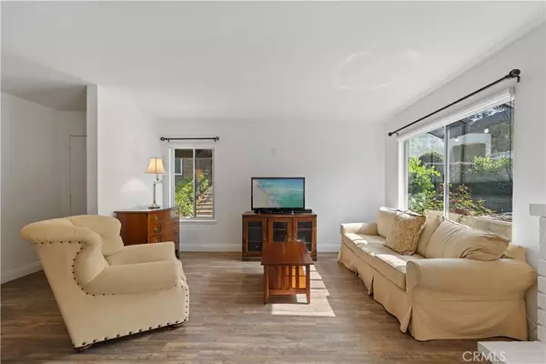 San Dimas, CA 91773,411 Heatherglen