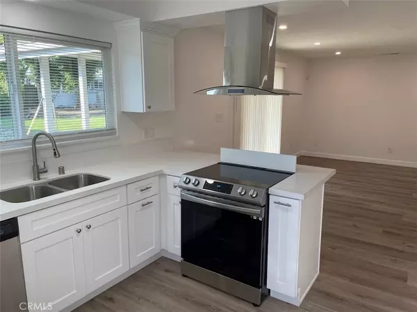 Upland, CA 91786,657 W 14th ST