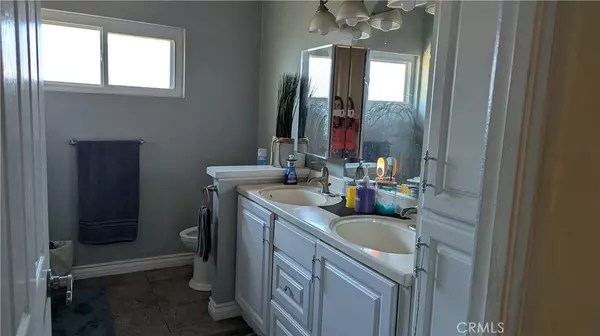 Escondido, CA 92026,1650 N Broadway