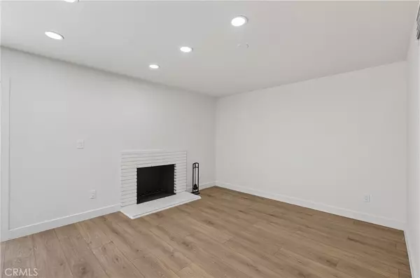 Rialto, CA 92376,1041 N Alice