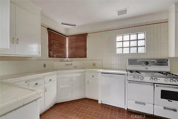 Pasadena, CA 91107,3490 San Pasqual