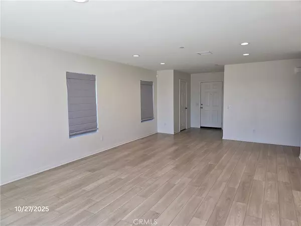 Victor Valley, CA 92392,11625 Halter