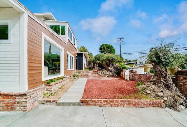 La Crescenta, CA 91214,2423 Rockdell