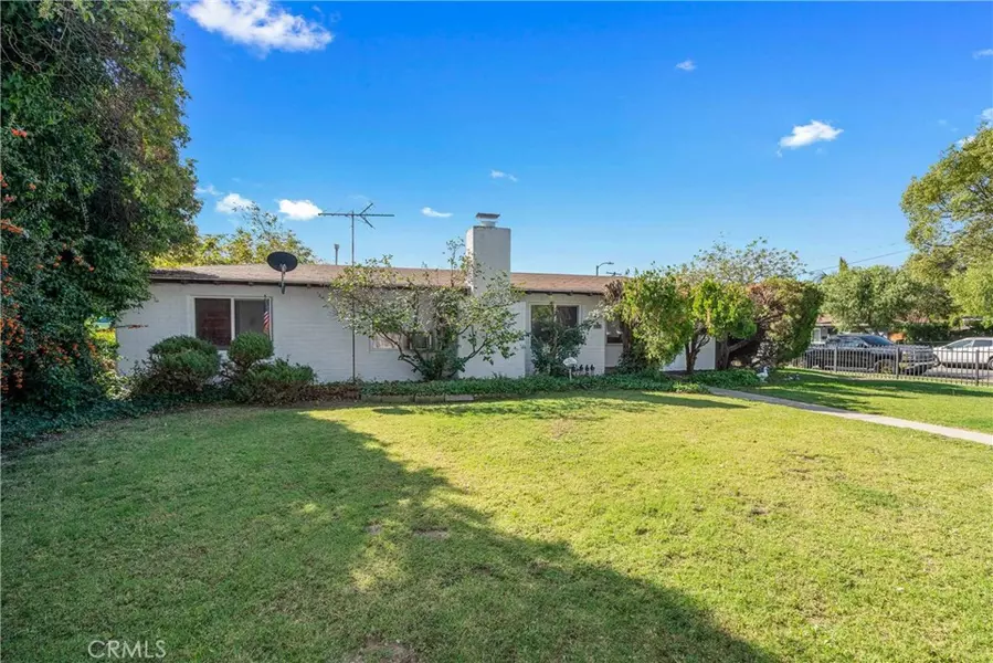 559 W Belmont, Ontario, CA 91762