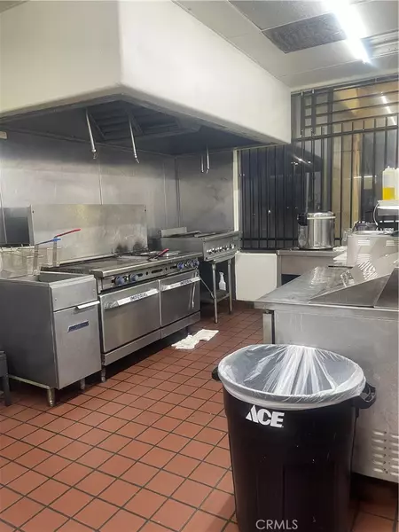 8056 CALIFORNIA CITY BLVD, California City, CA 93505