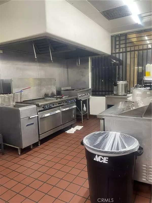 8056 CALIFORNIA CITY BLVD, California City, CA 93505