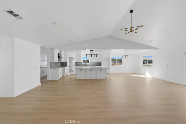 Hesperia, CA 92345,11412 Calcite ST