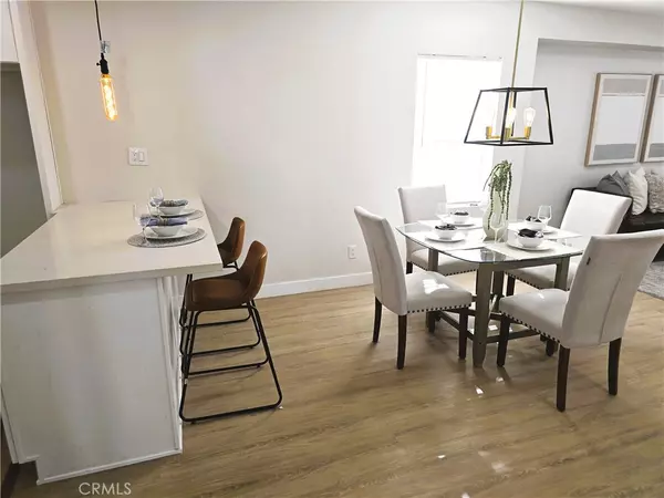 Los Angeles, CA 90043,7040 3rd