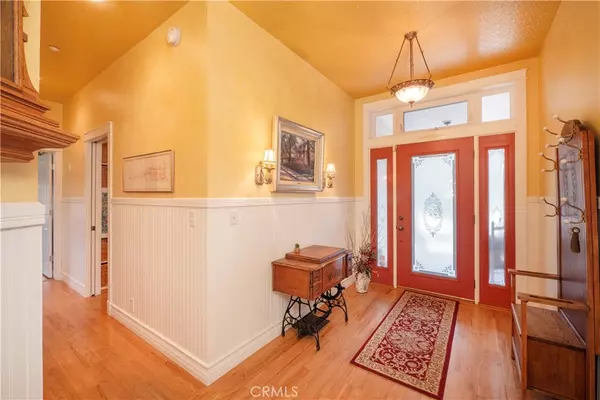 Big Bear Lake, CA 92314,42425 Bear LOOP