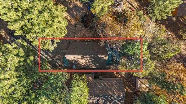 Sugarloaf, CA 92386,347 Spruce LN