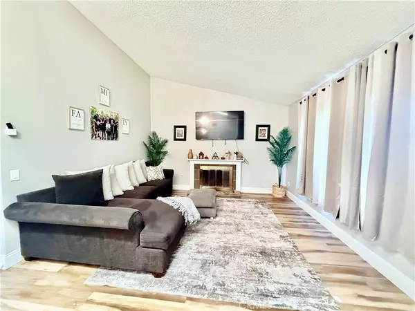 Moreno Valley, CA 92551,15143 Jacquetta